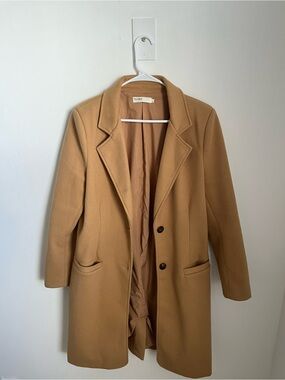 Camel Single-Breasted Wool-Blend Coat - Women